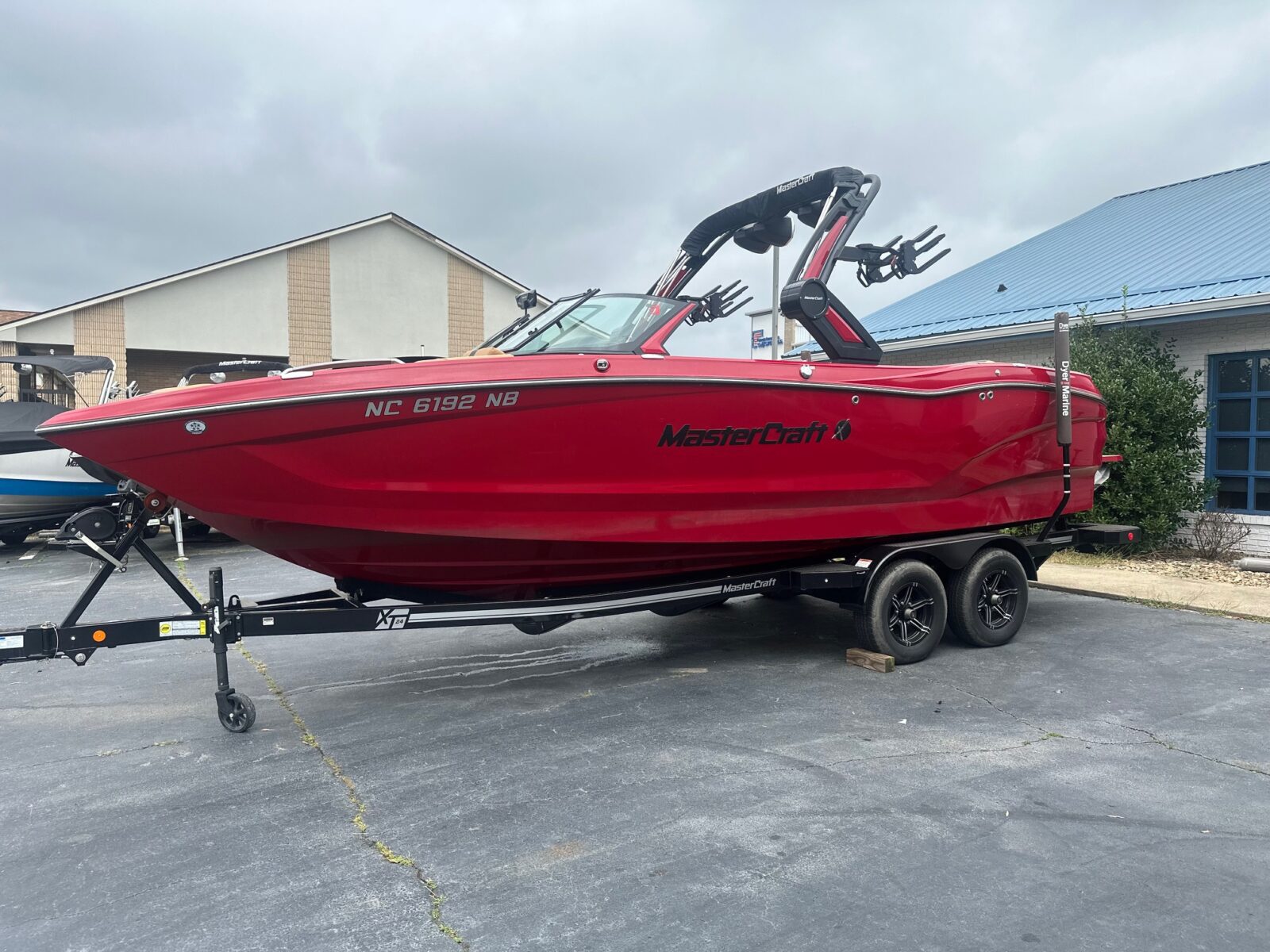 2023 MasterCraft X24 [10] 1C23025